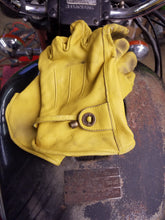 Load image into Gallery viewer, Tan Cordero Gloves