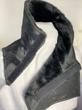 Load image into Gallery viewer, Corazzo Ghetta Neck Warmer