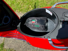 Load image into Gallery viewer, Corazzo Waterproof Seat Cover